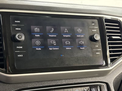 2022 Volkswagen Atlas 3.6L V6 SE w/Technology