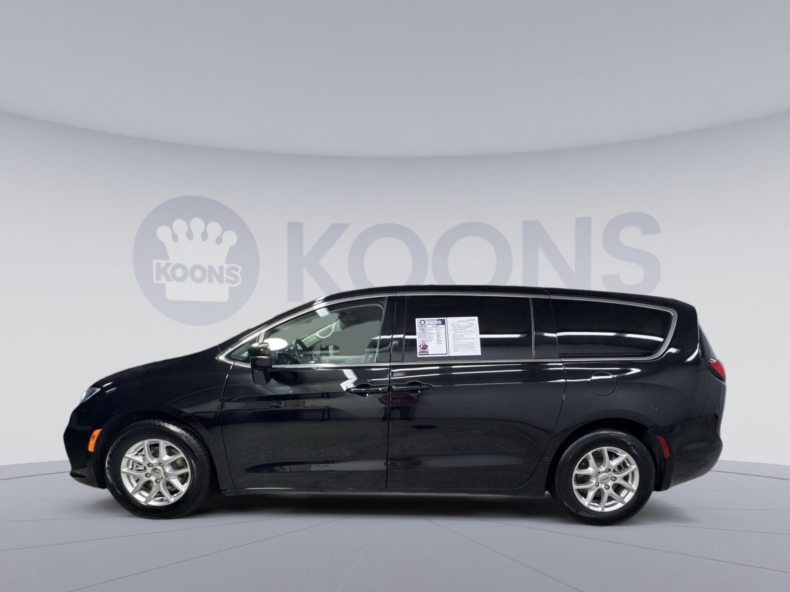 2024 Chrysler Pacifica Touring L