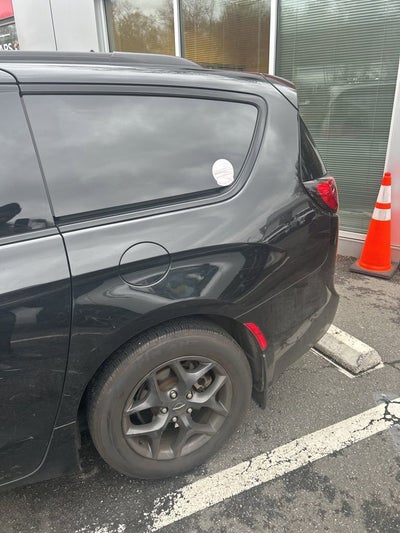 2019 Chrysler Pacifica Touring L Plus