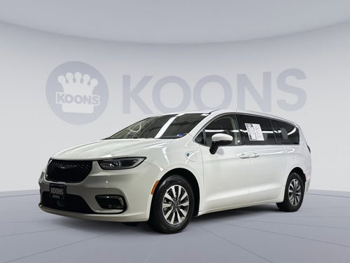 2023 Chrysler Pacifica Hybrid Touring L
