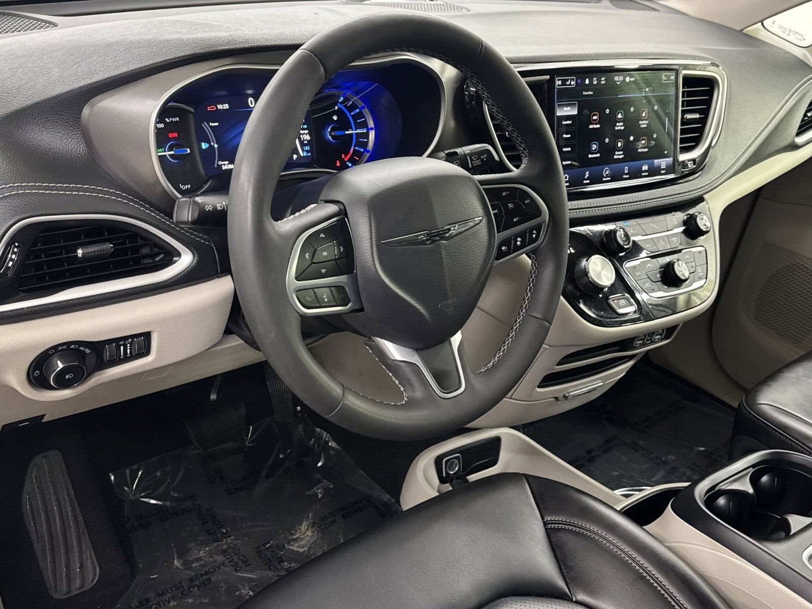 2023 Chrysler Pacifica Hybrid Touring L