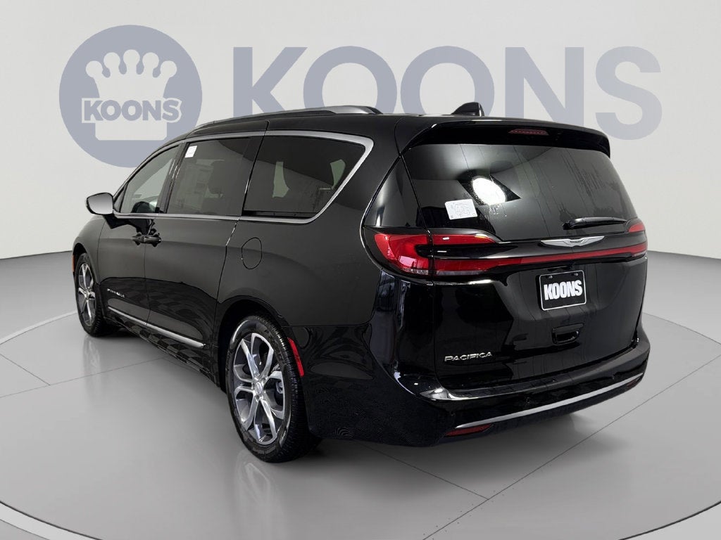 2026 Chrysler Pacifica Pinnacle