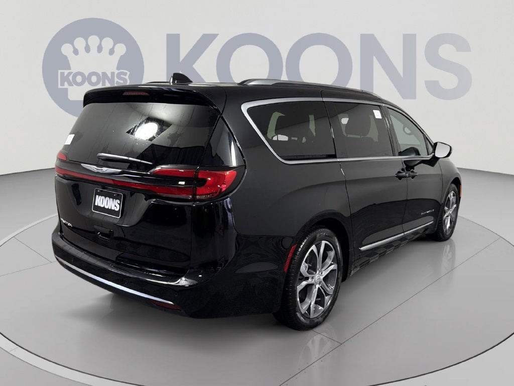 2026 Chrysler Pacifica Pinnacle