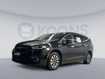 2024 Chrysler Pacifica Hybrid Select
