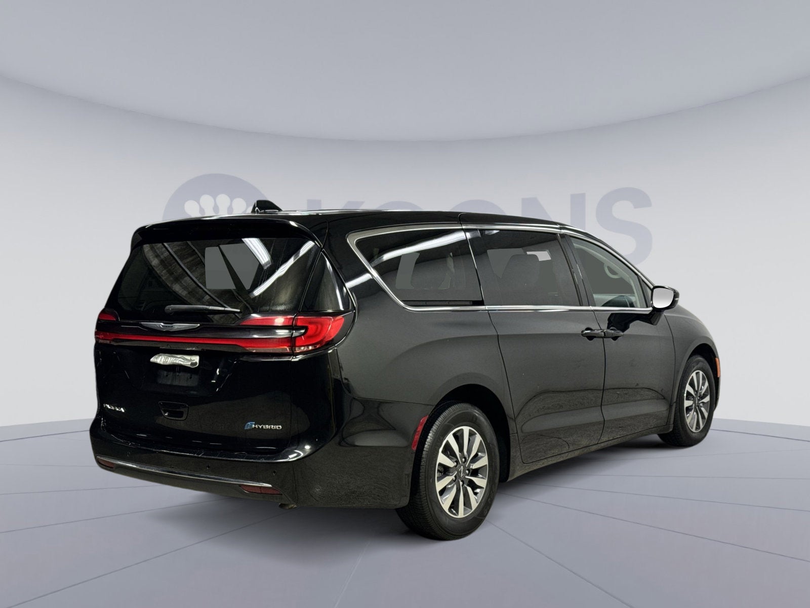 2024 Chrysler Pacifica Hybrid Select