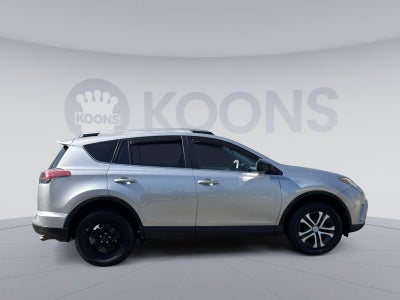 2017 Toyota RAV4 LE
