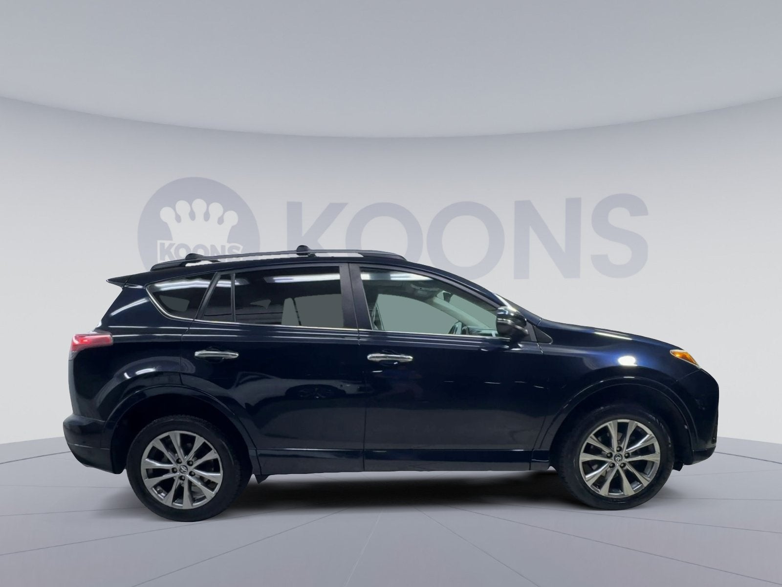 2017 Toyota RAV4 Platinum