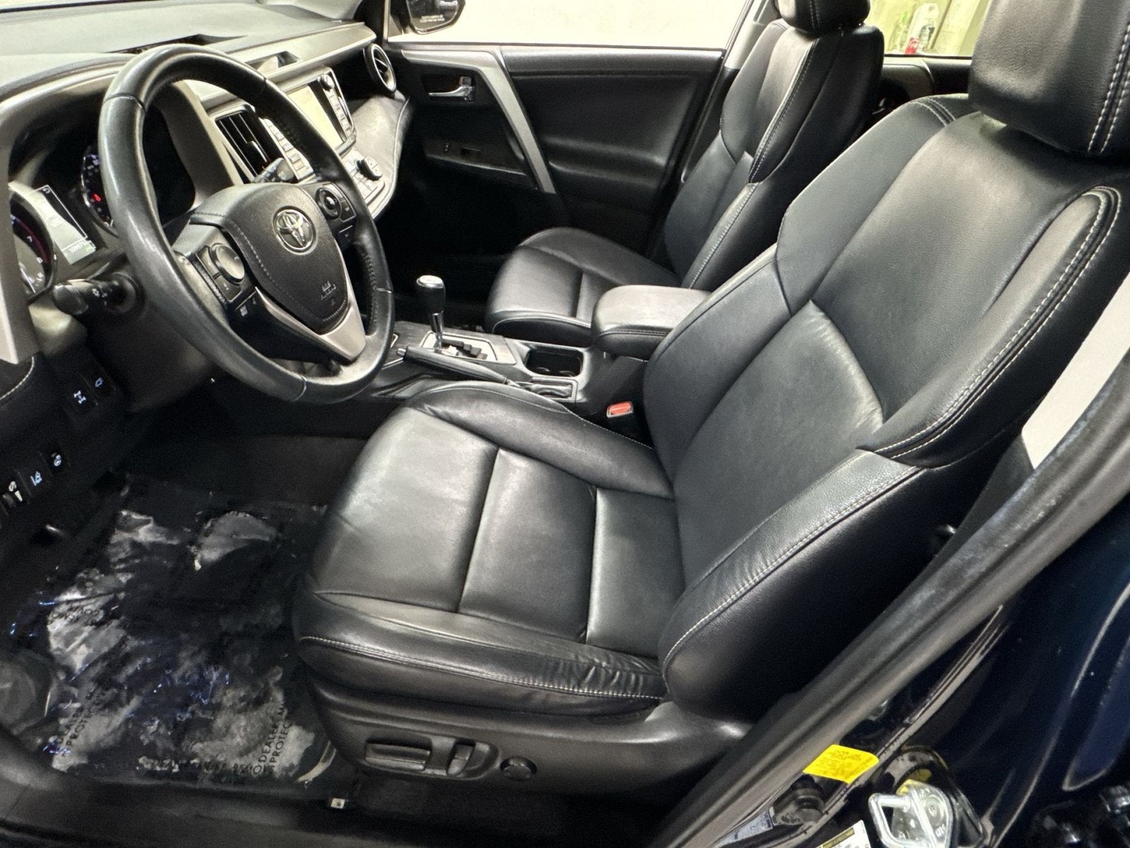 2017 Toyota RAV4 Platinum