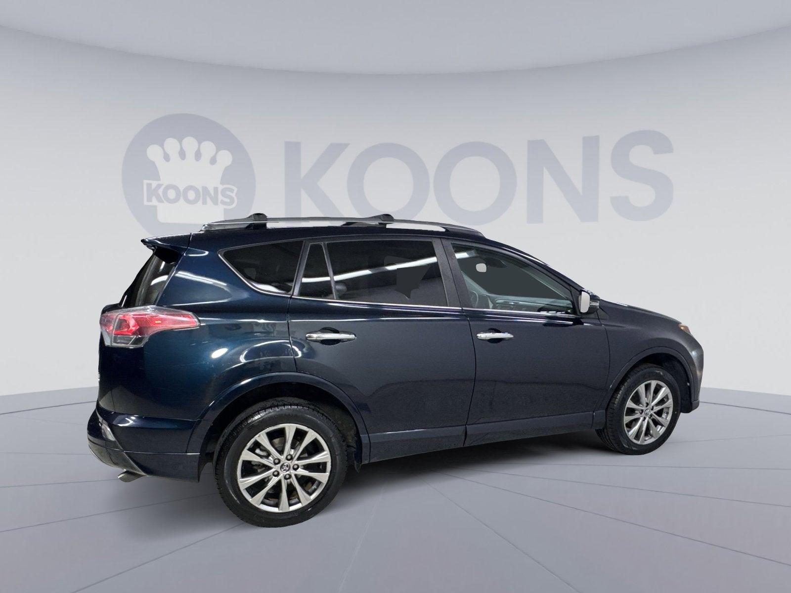 2017 Toyota RAV4 Platinum