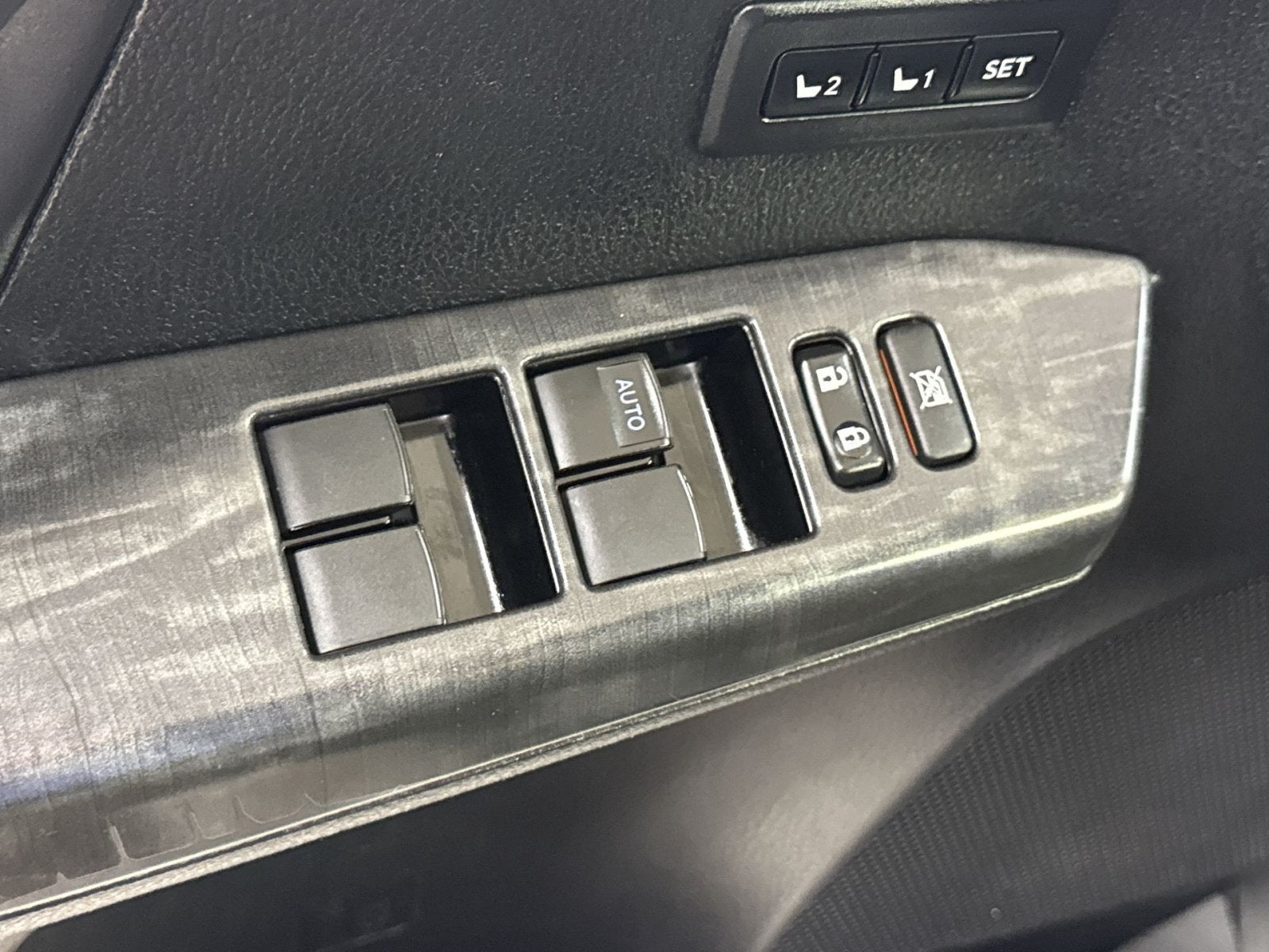 2017 Toyota RAV4 Platinum