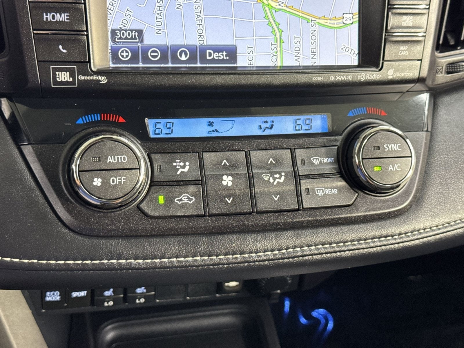 2017 Toyota RAV4 Platinum