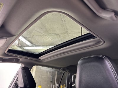 2017 Toyota RAV4 Platinum