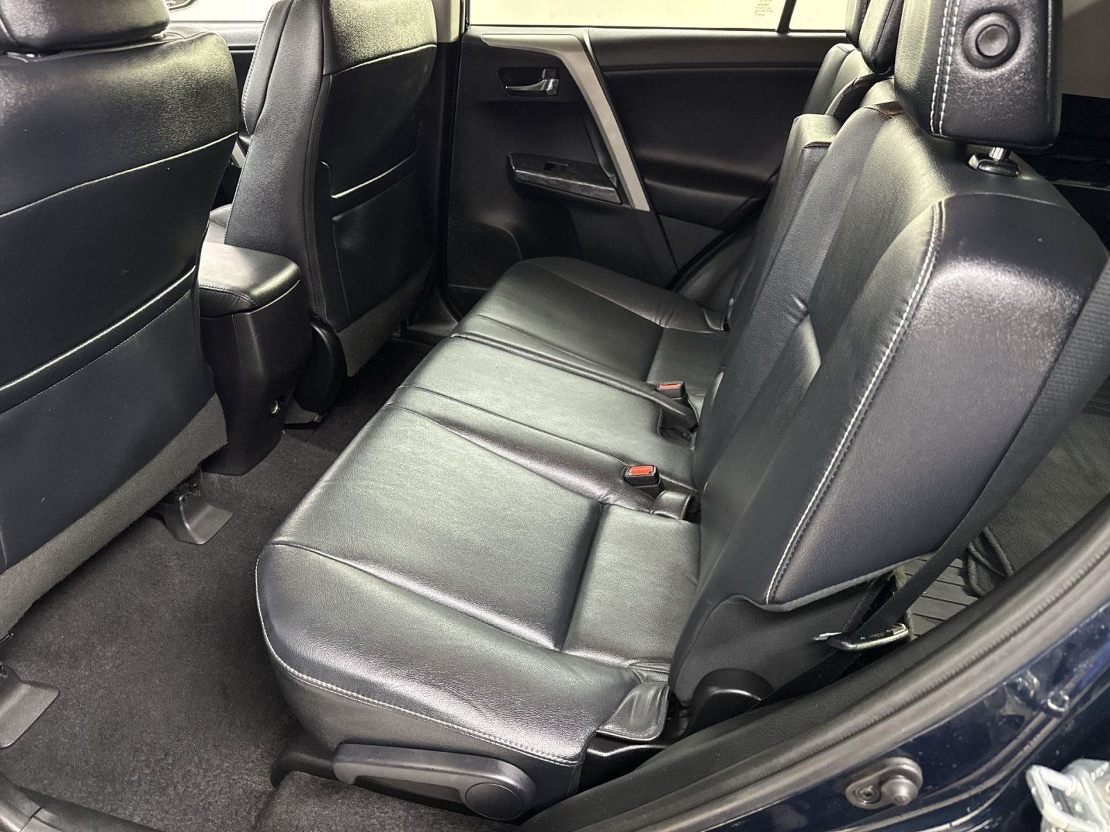 2017 Toyota RAV4 Platinum