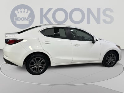 2019 Toyota Yaris LE