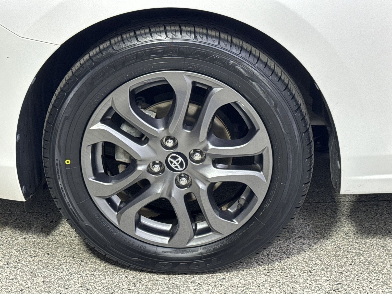 2019 Toyota Yaris LE