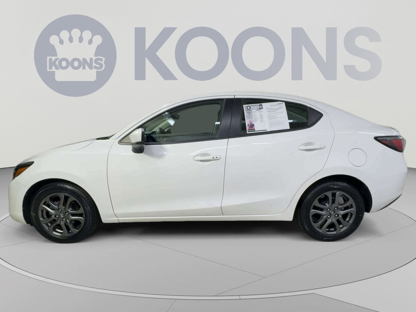2019 Toyota Yaris LE