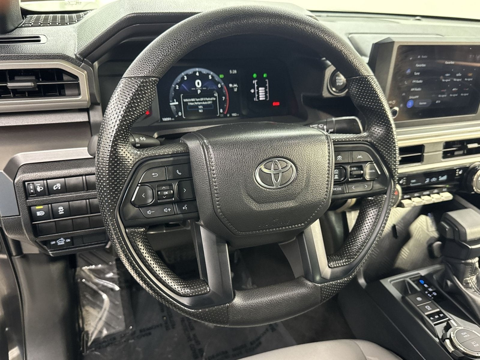 2025 Toyota Tacoma SR5