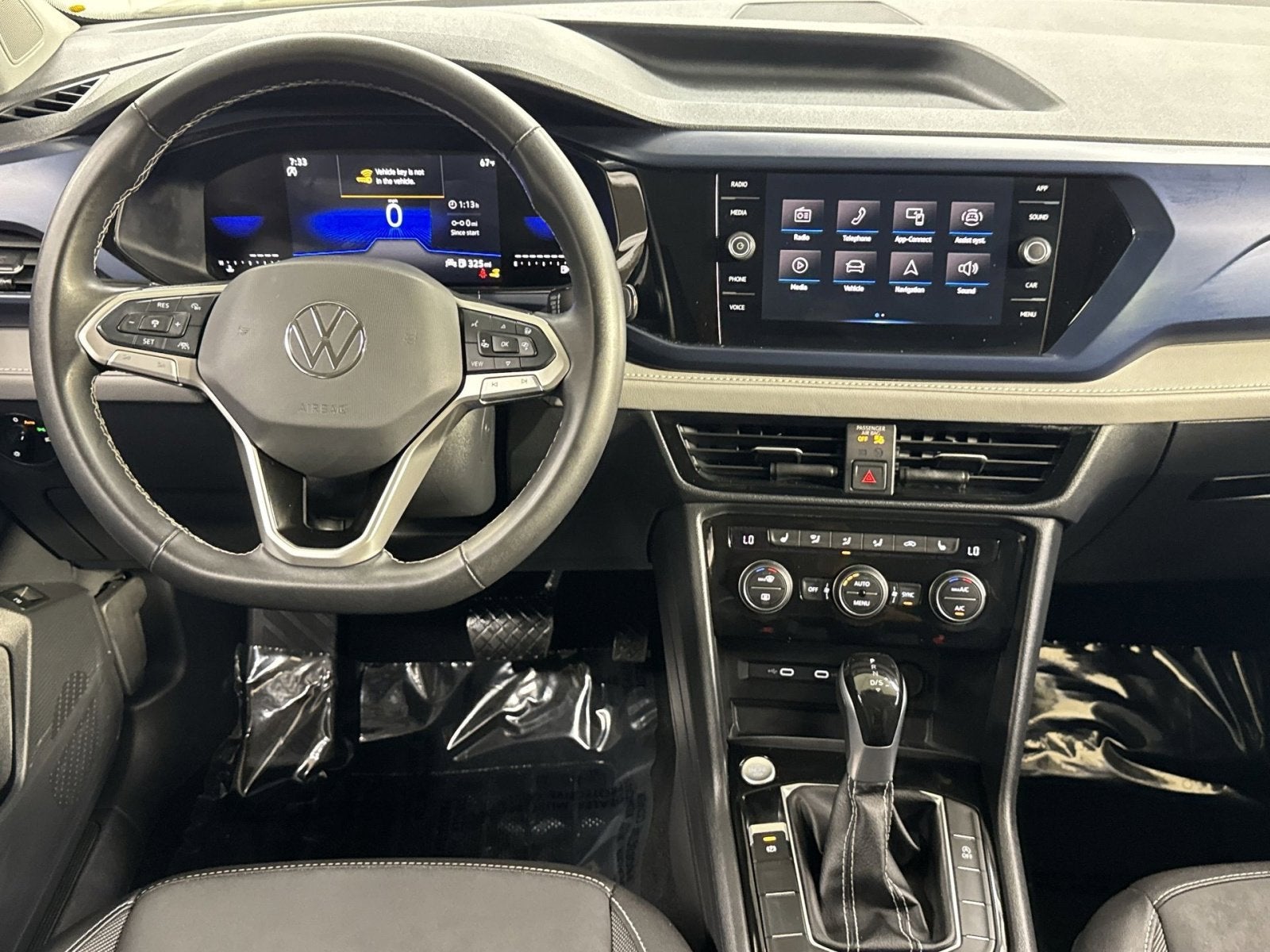 2024 Volkswagen Taos 1.5T SE