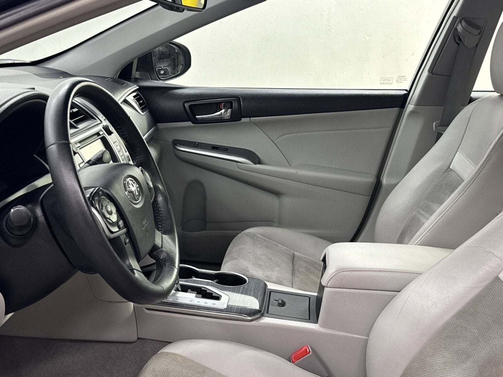 2014 Toyota Camry Hybrid LE