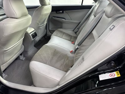 2014 Toyota Camry Hybrid LE