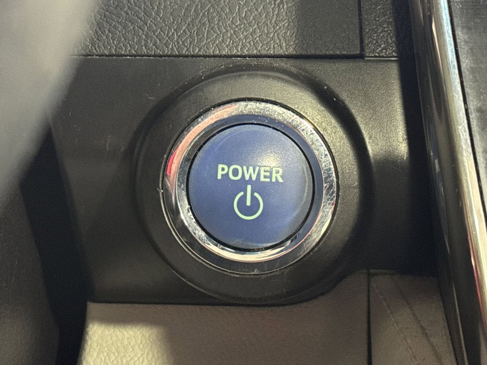 2014 Toyota Camry Hybrid LE