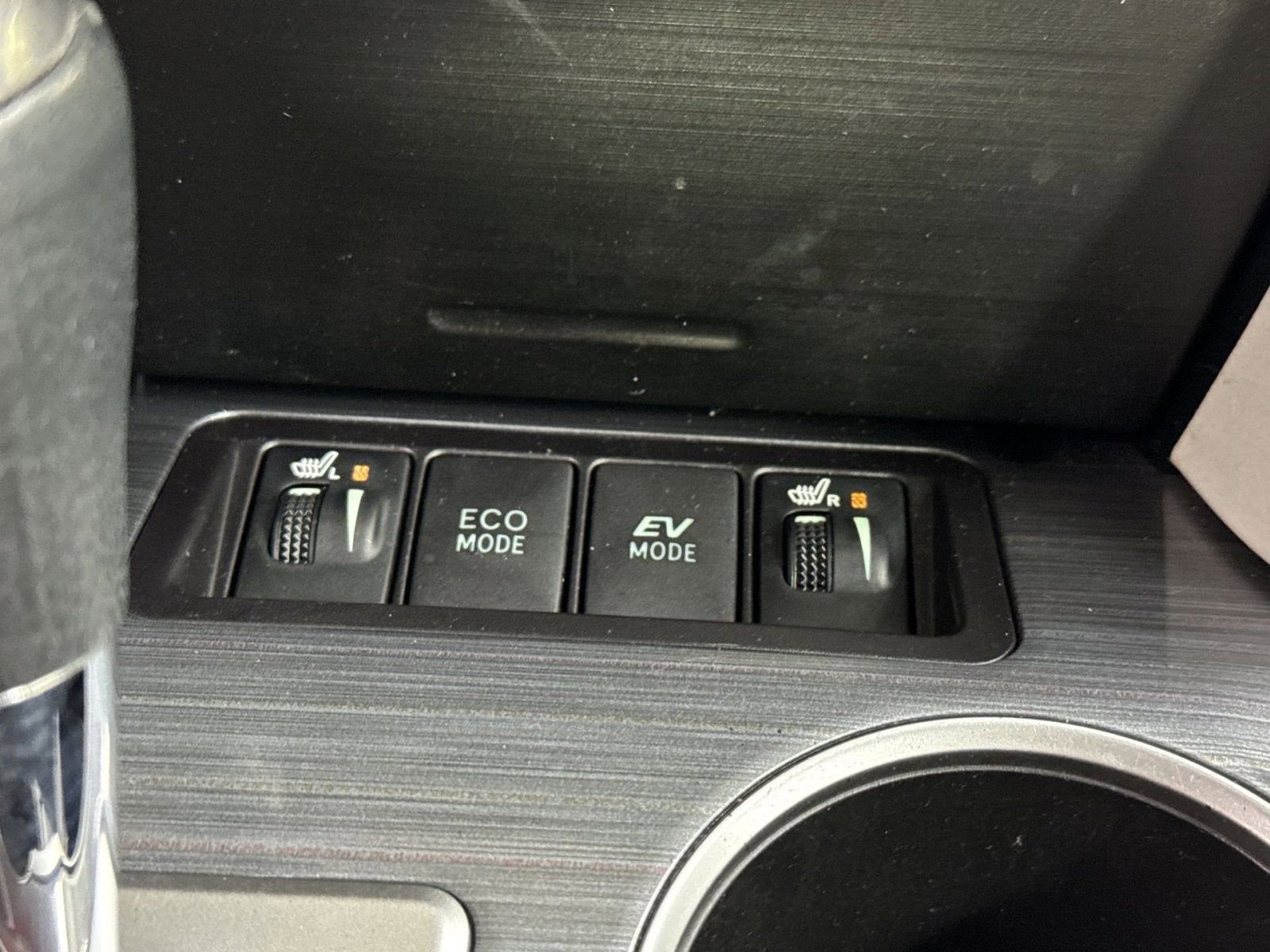 2014 Toyota Camry Hybrid LE