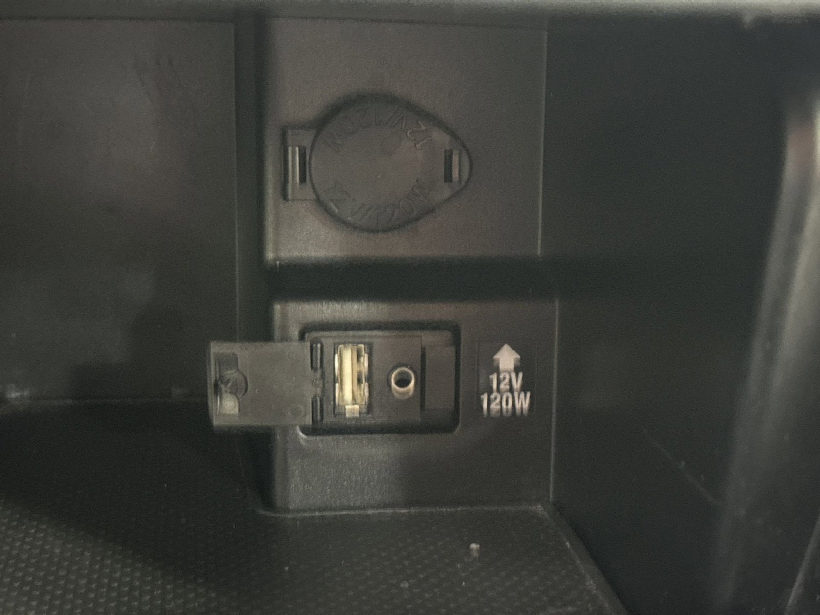 2014 Toyota Camry Hybrid LE