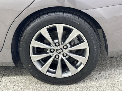 2015 Toyota Camry Hybrid XLE