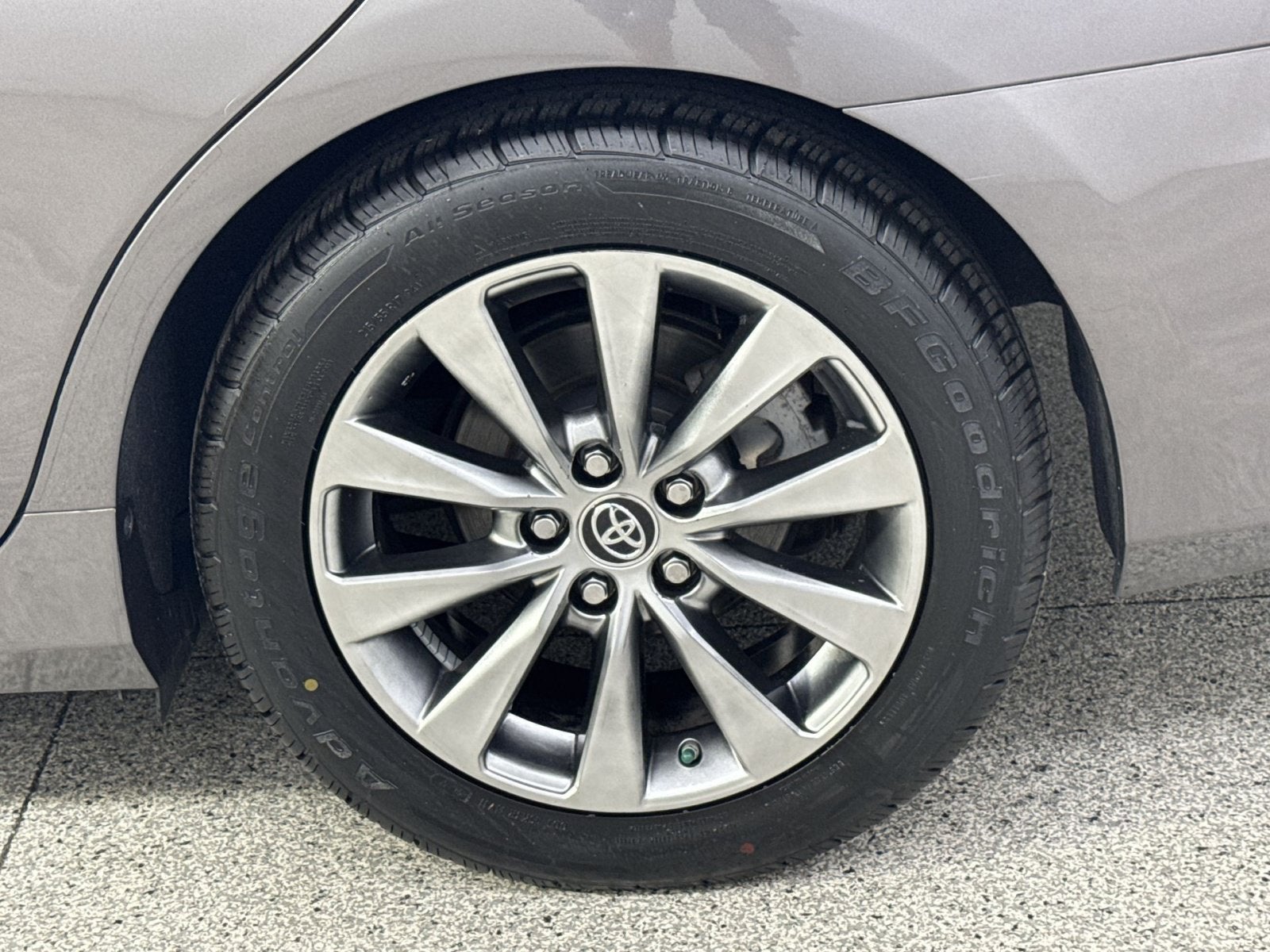 2015 Toyota Camry Hybrid XLE