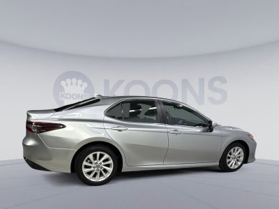2022 Toyota Camry LE
