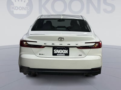 2025 Toyota Camry SE