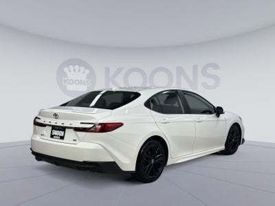 2025 Toyota Camry SE