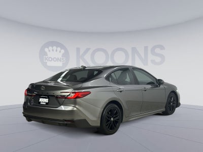 2025 Toyota Camry SE