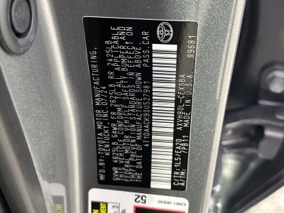 2025 Toyota Camry SE