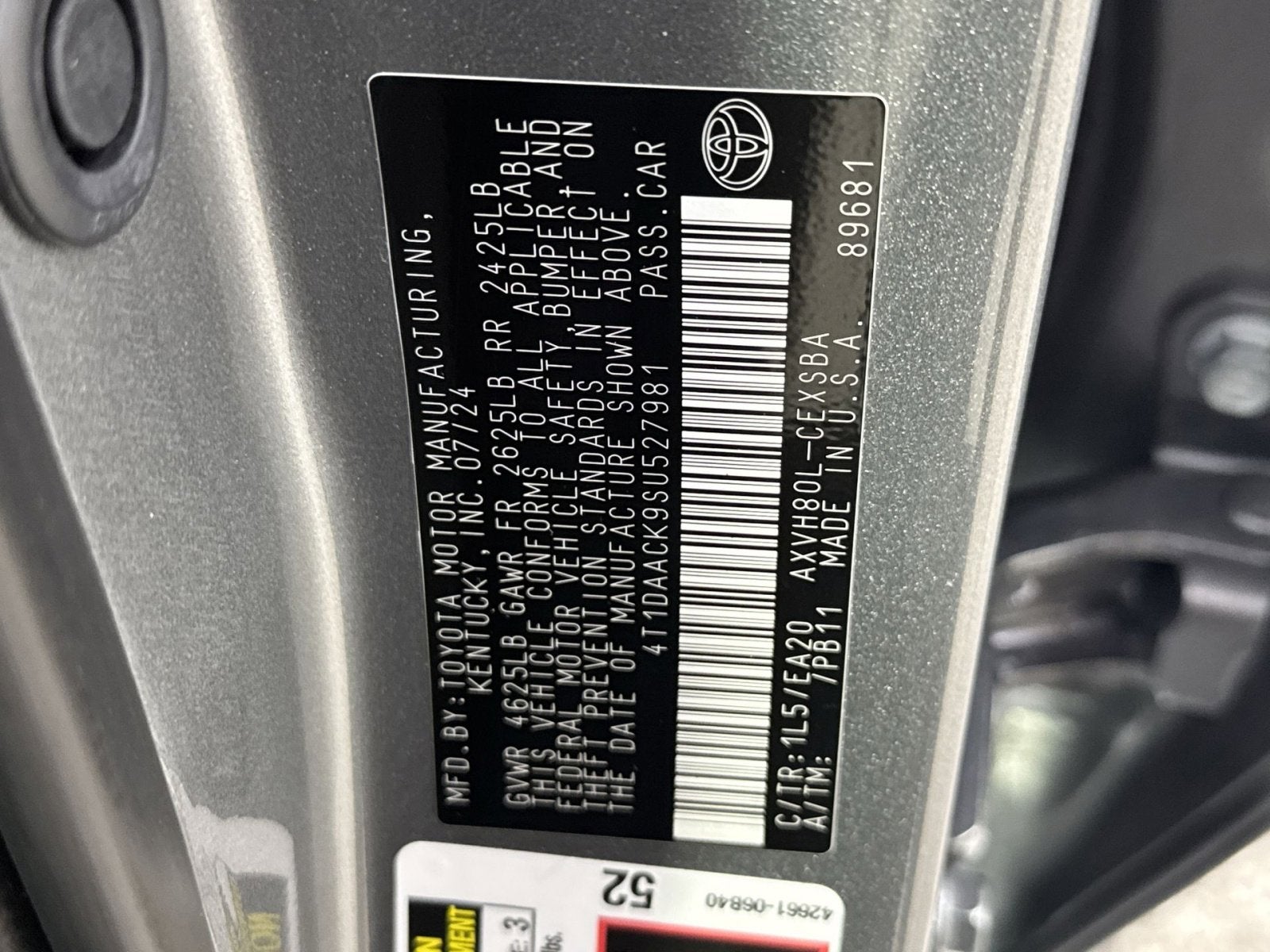 2025 Toyota Camry SE