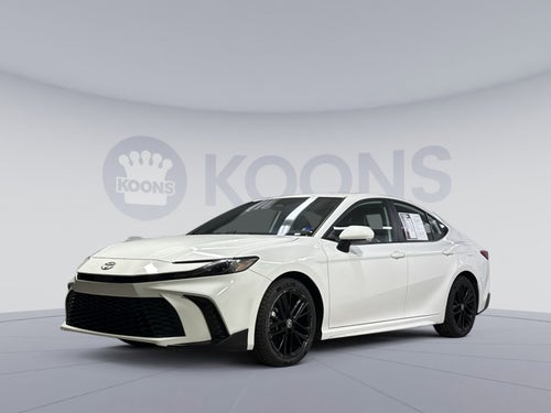 2025 Toyota Camry SE