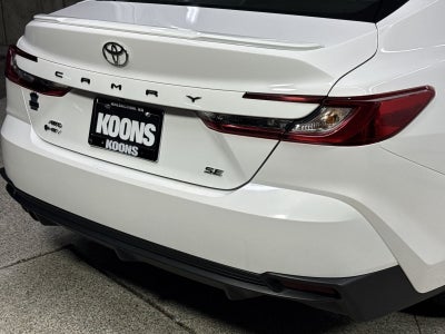 2025 Toyota Camry SE