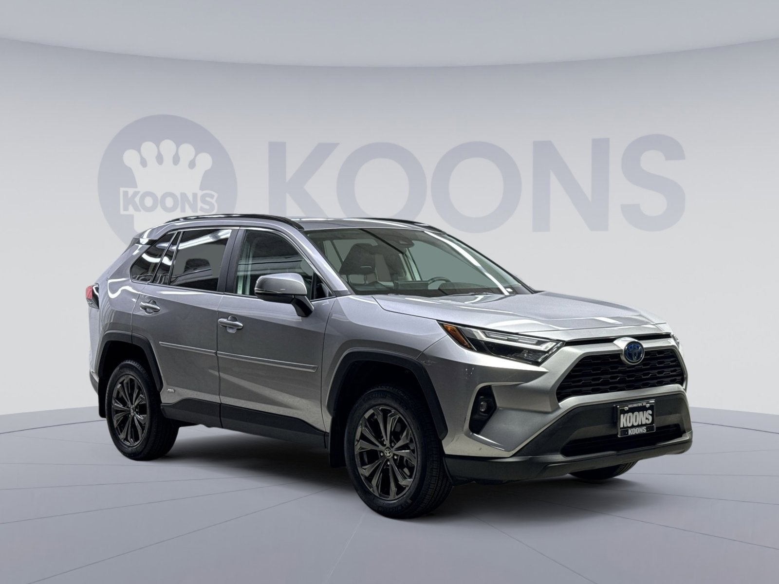 2023 Toyota RAV4 Hybrid XLE Premium