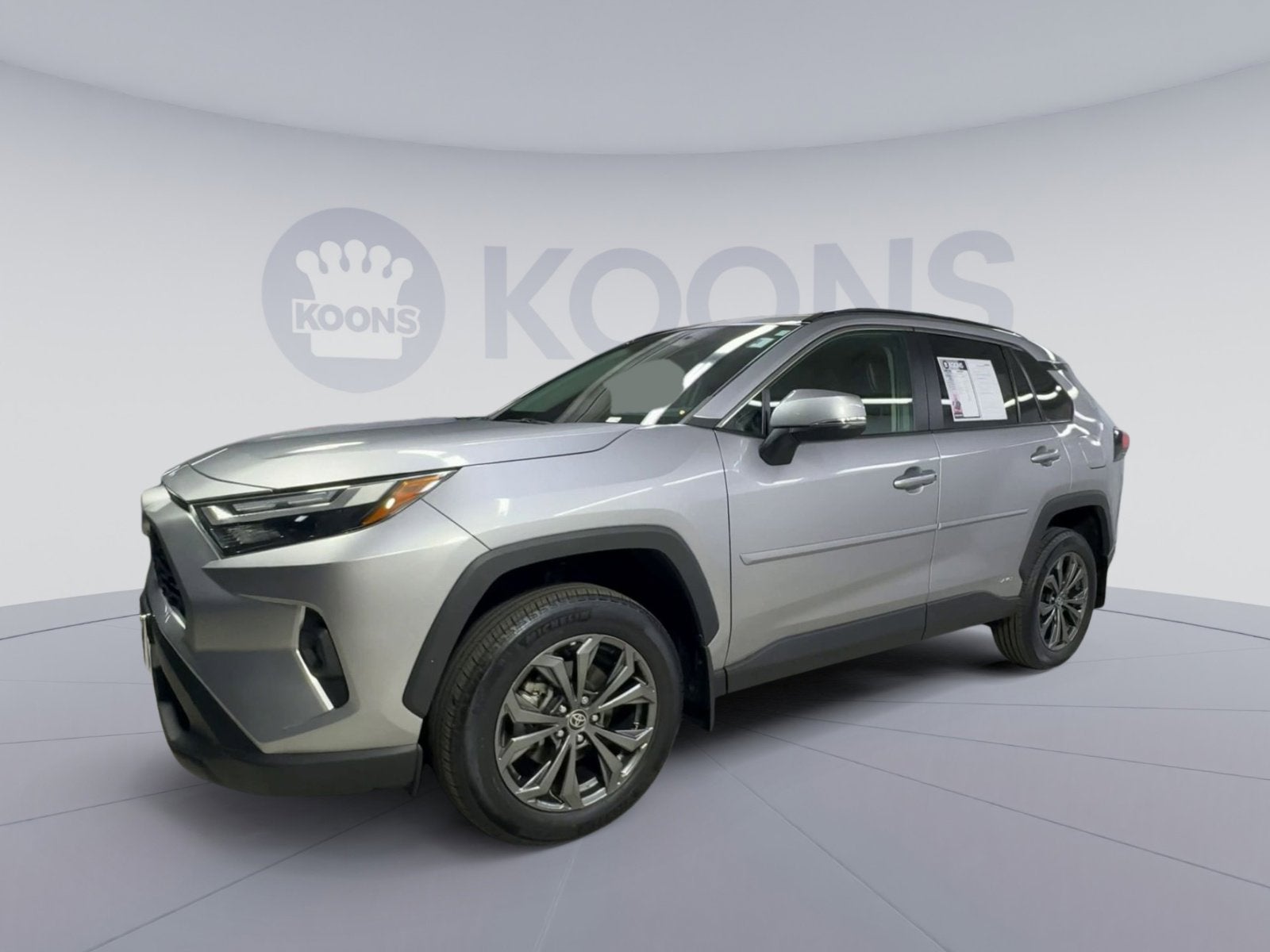 2023 Toyota RAV4 Hybrid XLE Premium