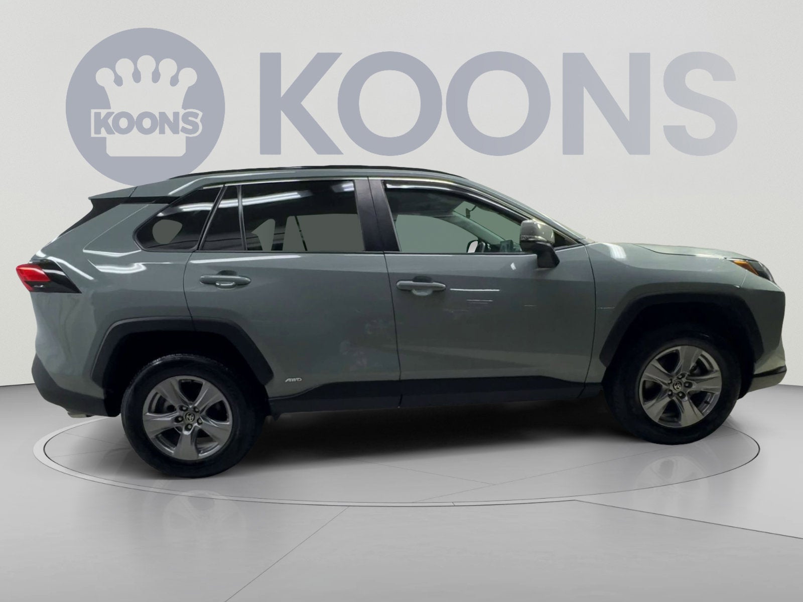 2023 Toyota RAV4 Hybrid XLE