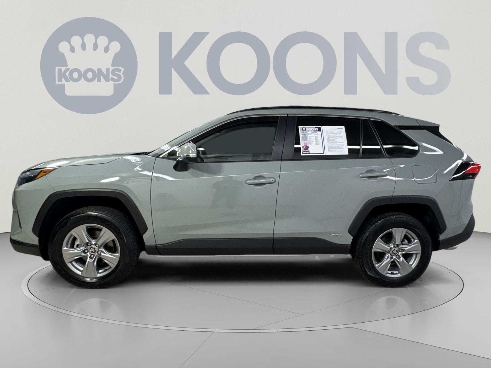 2023 Toyota RAV4 Hybrid XLE