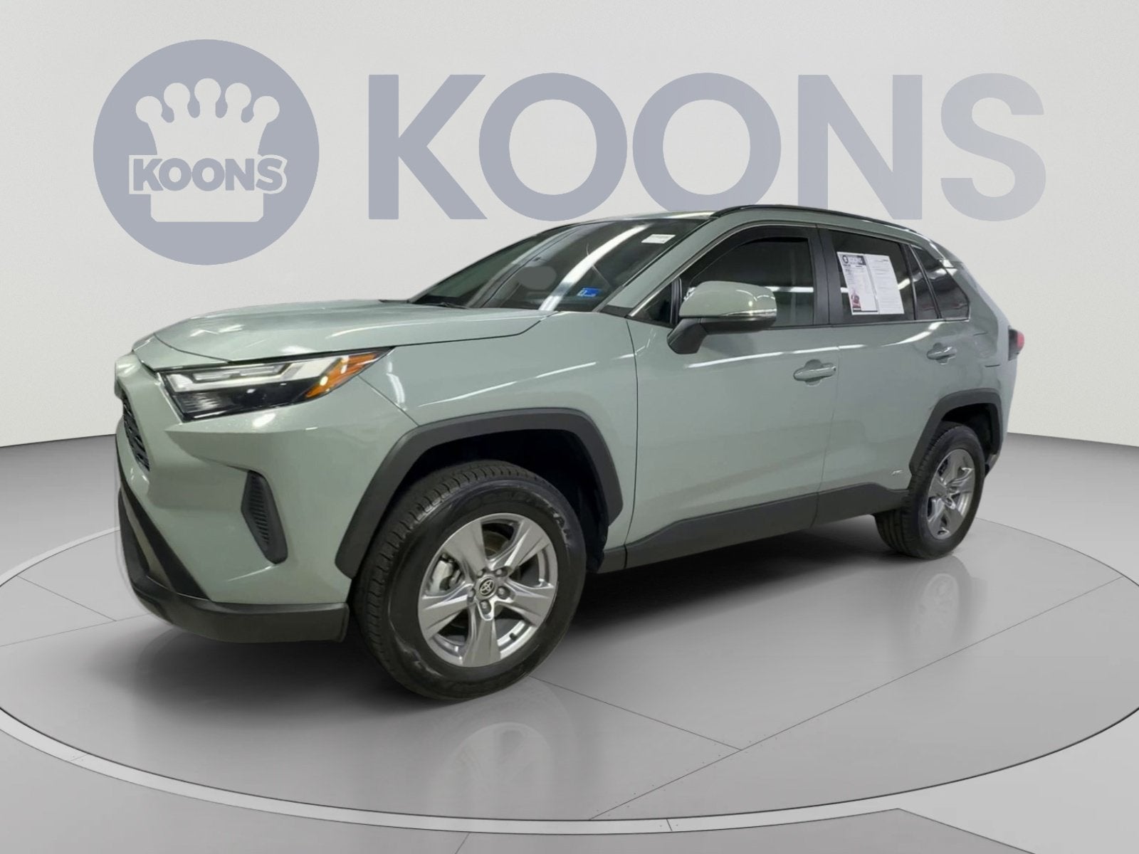 2023 Toyota RAV4 Hybrid XLE