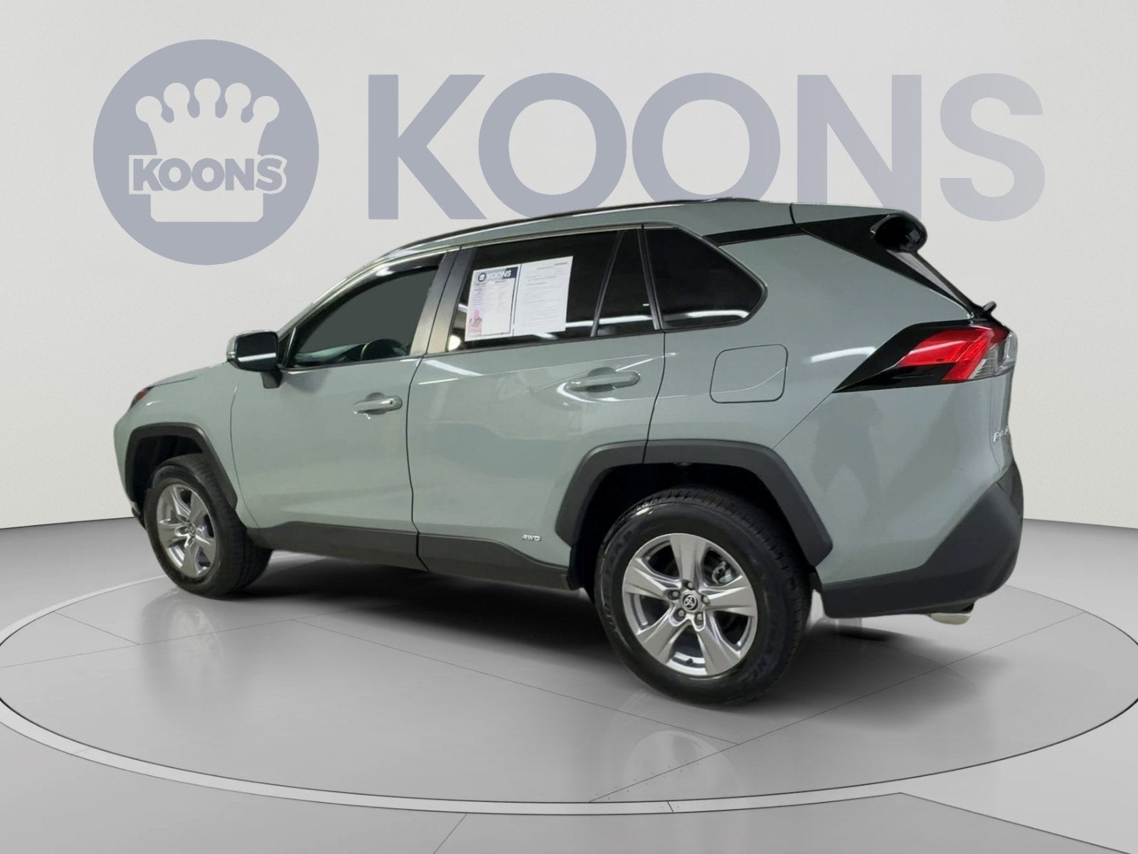 2023 Toyota RAV4 Hybrid XLE