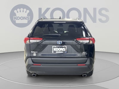 2022 Toyota RAV4 Hybrid XLE