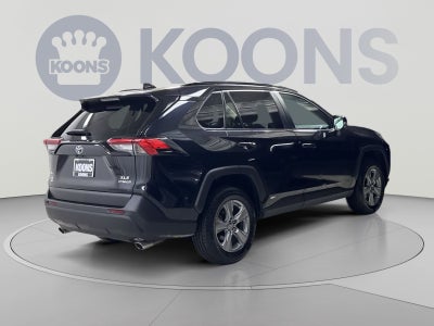 2022 Toyota RAV4 Hybrid XLE