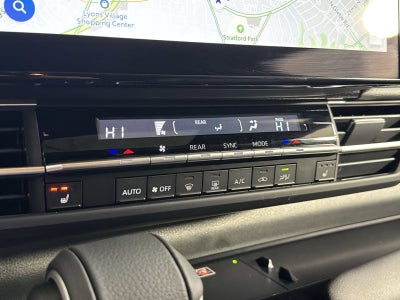 2025 Toyota Sienna Woodland Edition