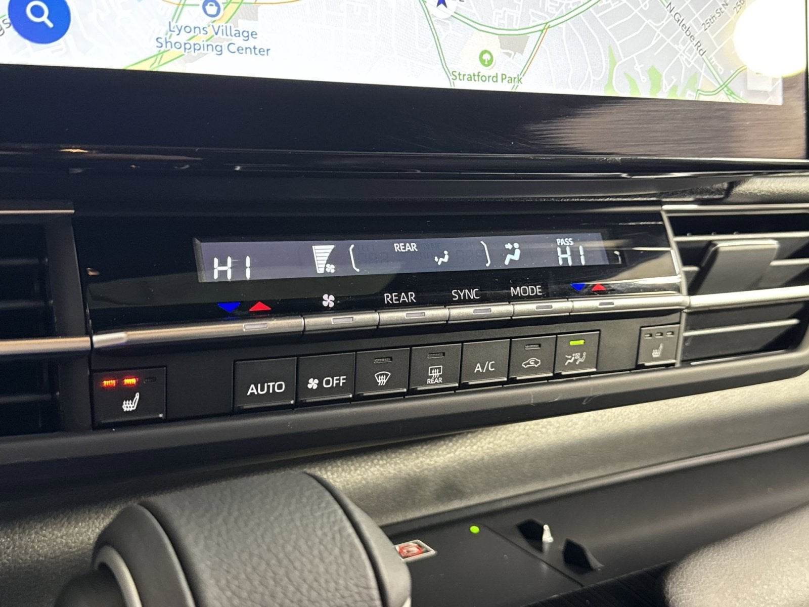 2025 Toyota Sienna Woodland Edition