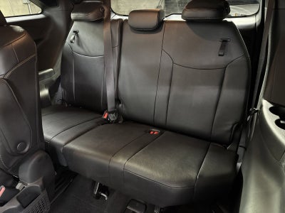 2025 Toyota Sienna Woodland Edition