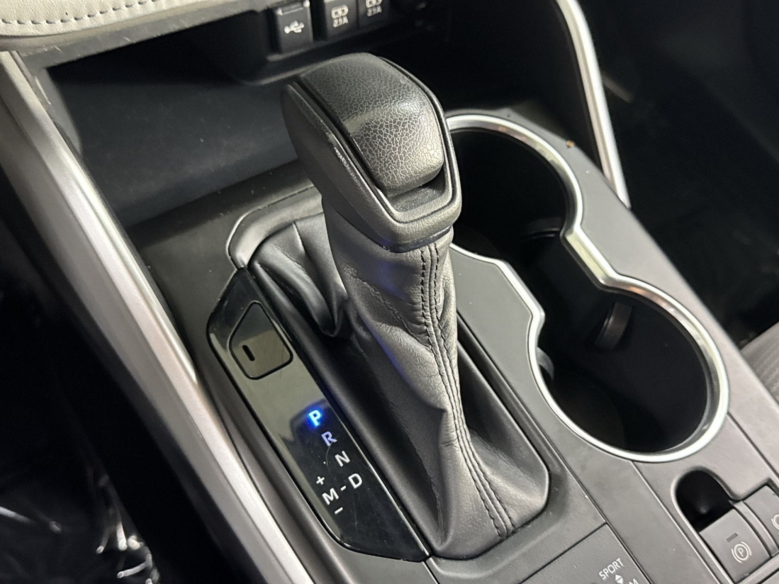 2020 Toyota Highlander L