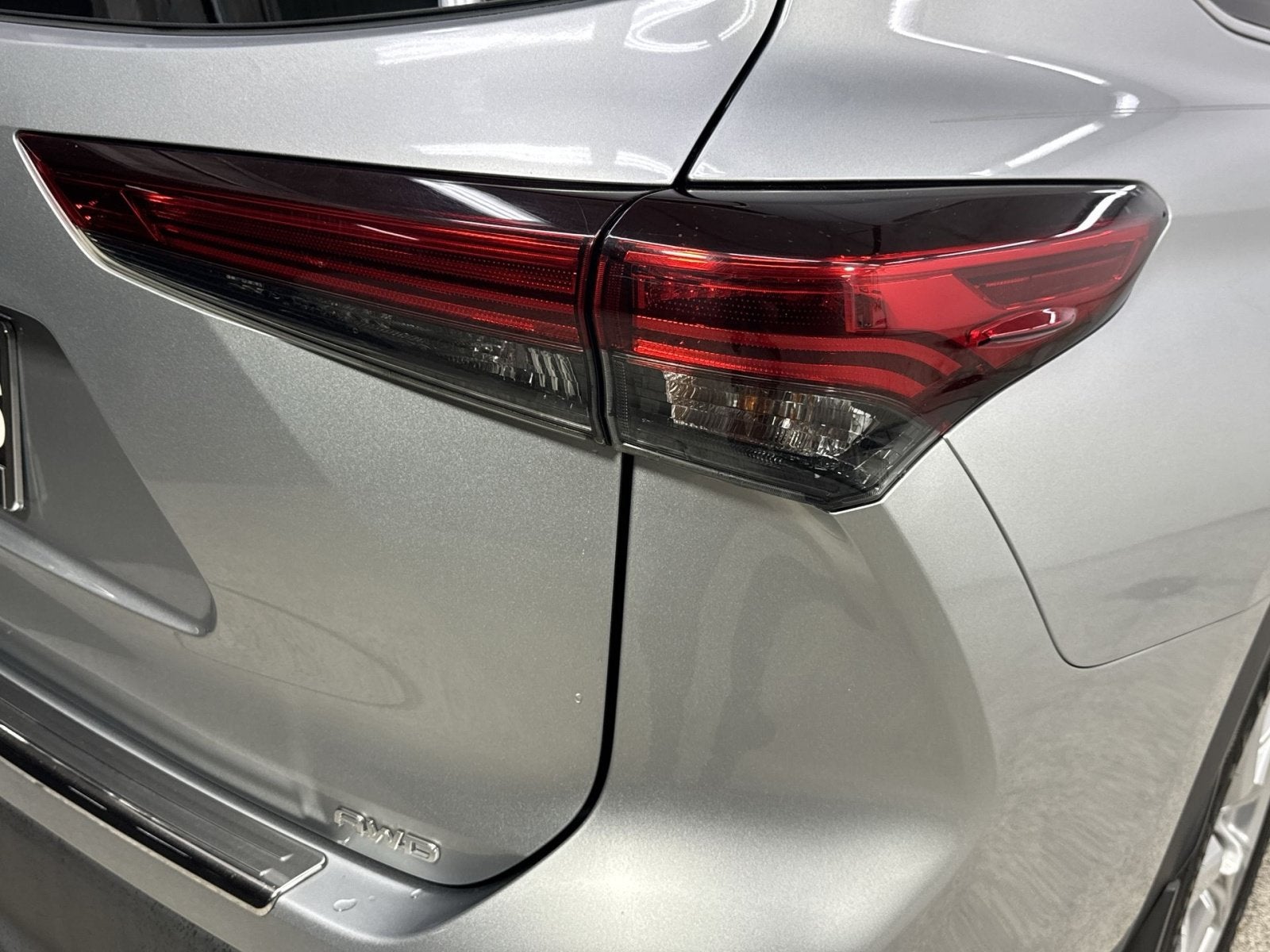 2020 Toyota Highlander L